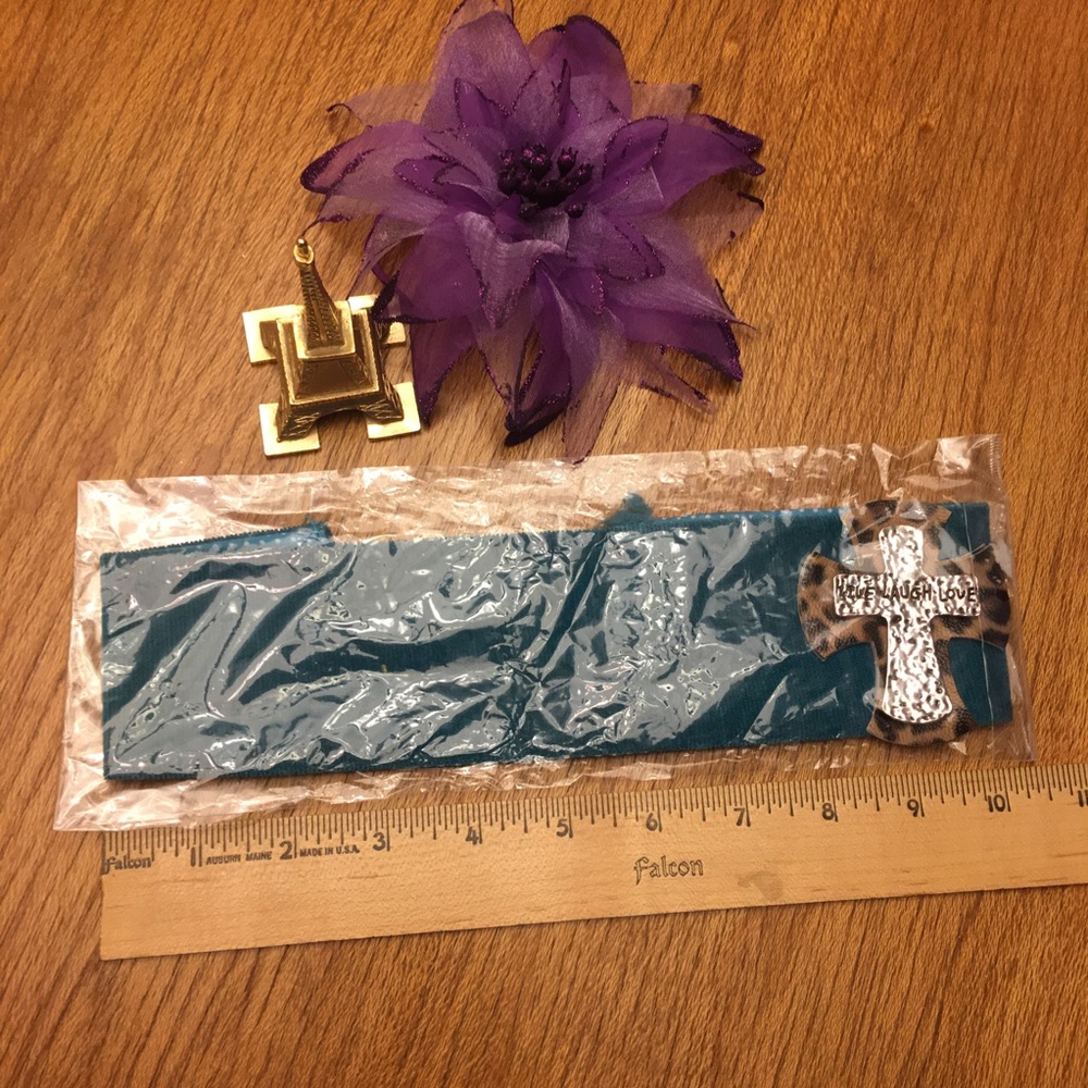Teal headband w/ silver cross one-size-fits-all